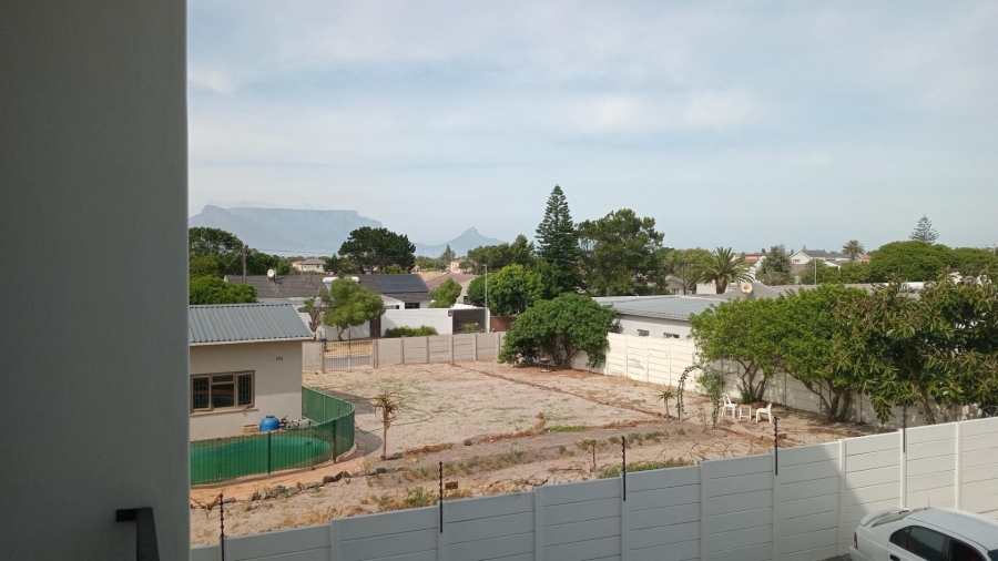 2 Bedroom Property for Sale in Table View Western Cape